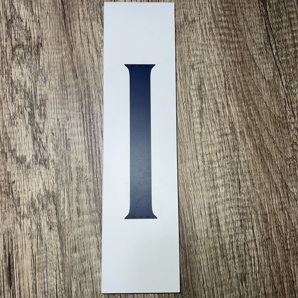 Apple Other - Apple Watch 44 mm deep navy solo loop size 9